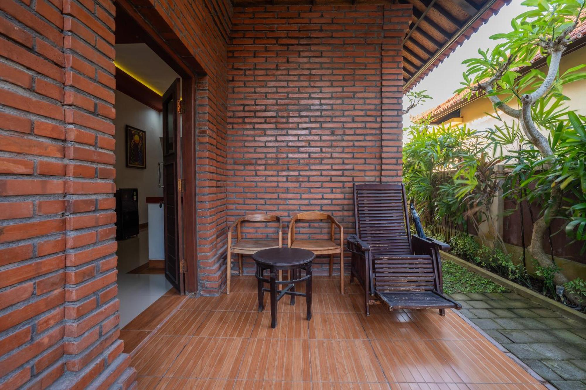 Nirmala Guest House Surf Keramas Exterior foto